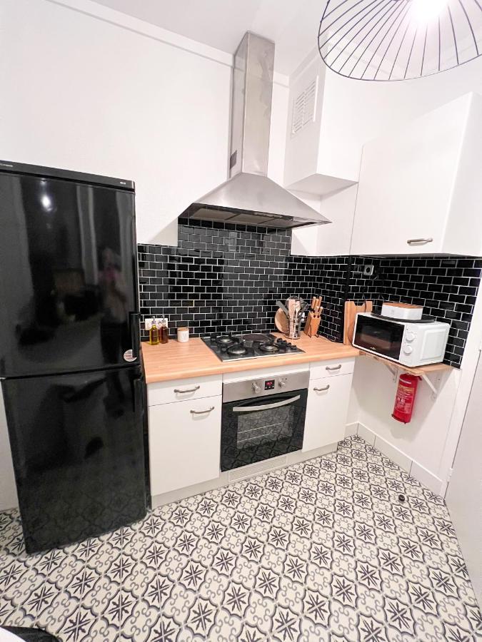 Apartamento Le Jardin Secret D'Amiens Hypercentre Cathedrale, Parking Exterior foto