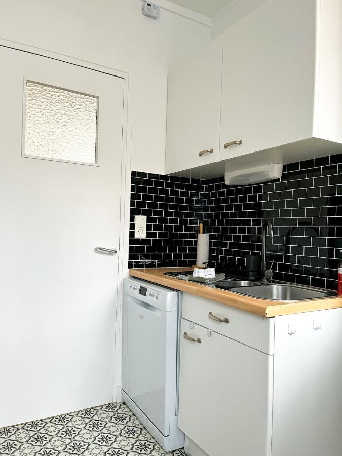 Apartamento Le Jardin Secret D'Amiens Hypercentre Cathedrale, Parking Exterior foto